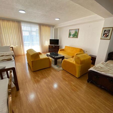 Hotel Venecia Apartments Struga Extérieur photo