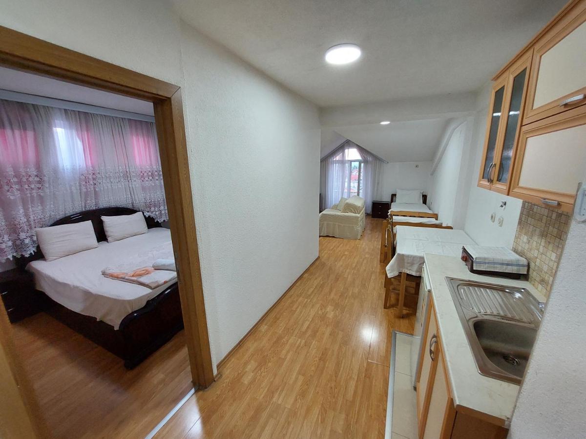Hotel Venecia Apartments Struga Extérieur photo
