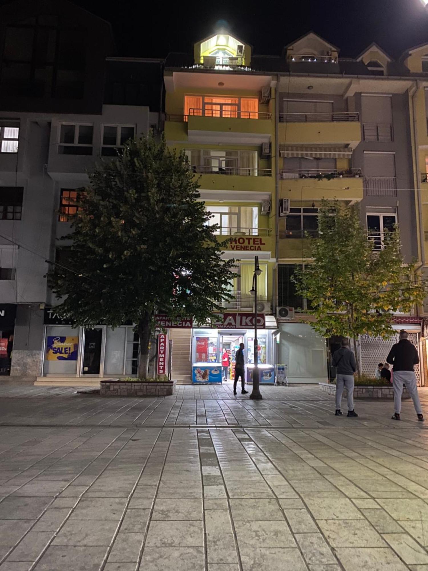 Hotel Venecia Apartments Struga Extérieur photo