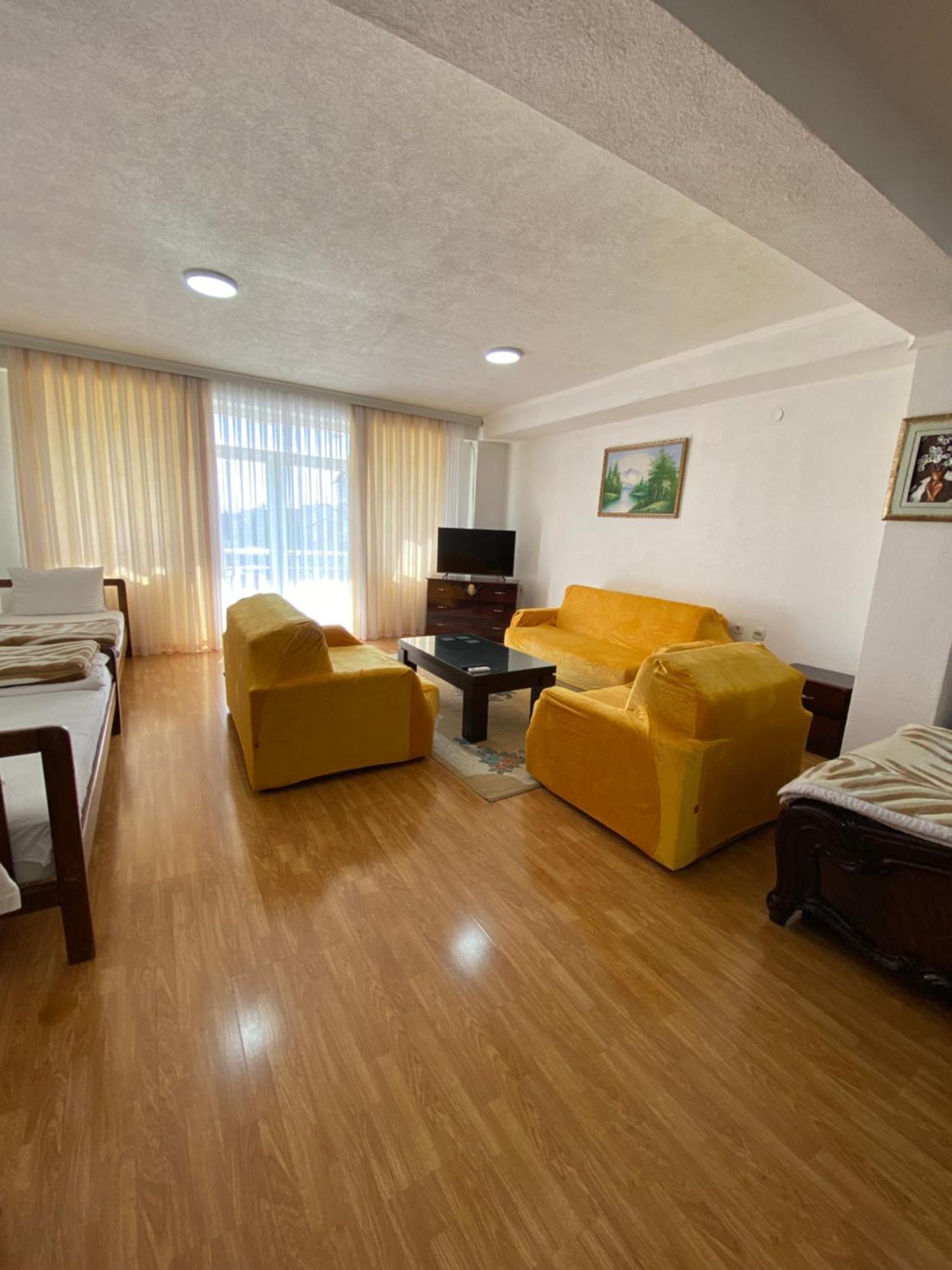 Hotel Venecia Apartments Struga Extérieur photo