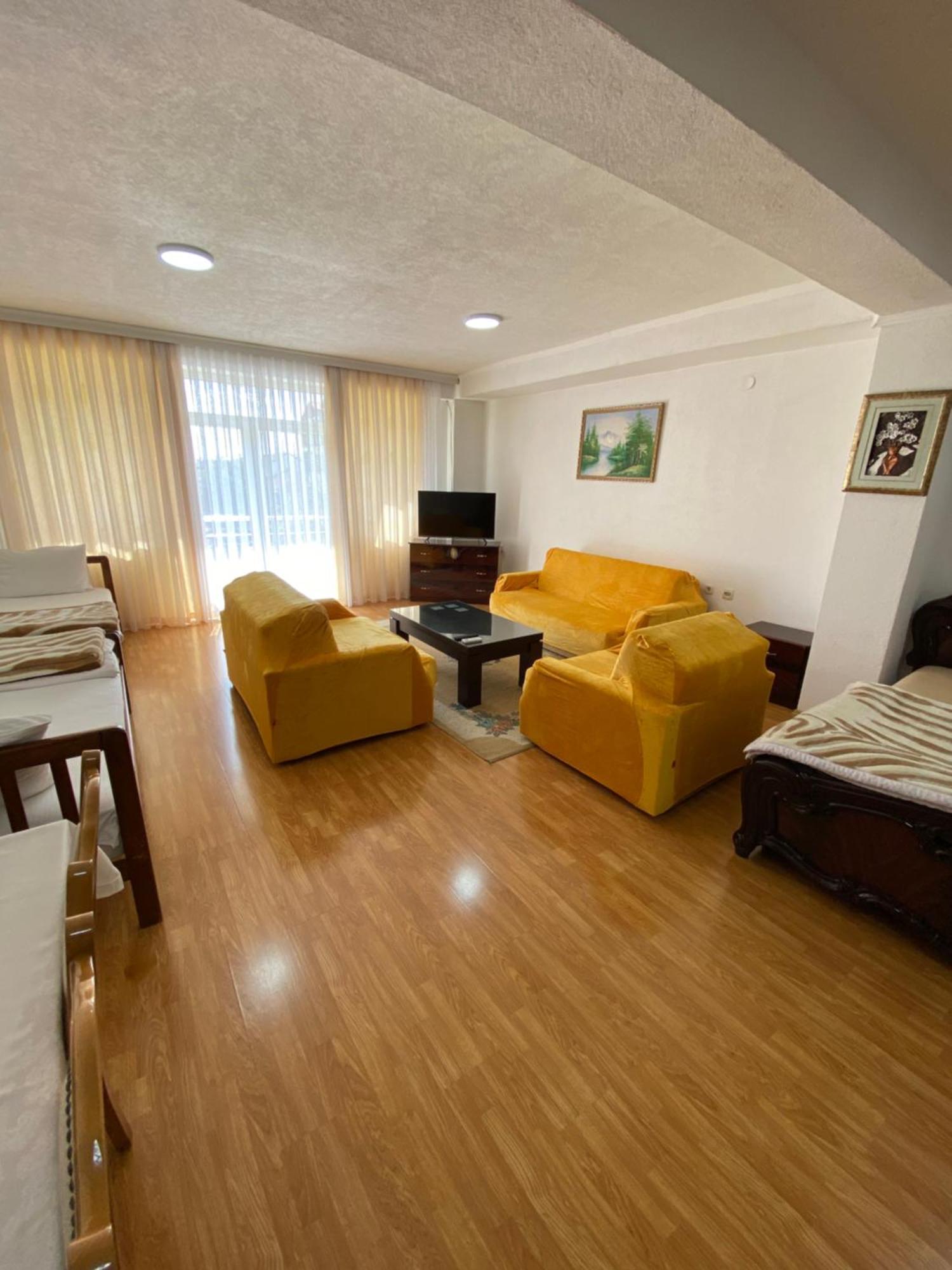 Hotel Venecia Apartments Struga Extérieur photo